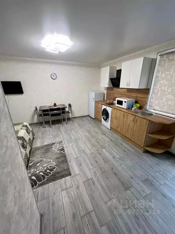 Комната Краснодарский край, Новороссийск ул. Марата, 39 (25.0 м) - Фото 0