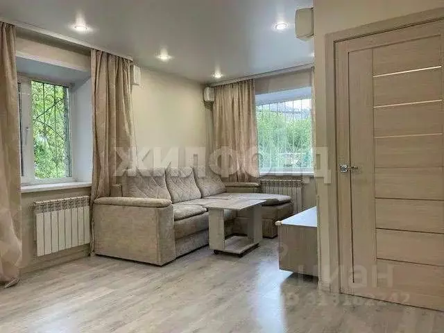 1-к кв. Новосибирская область, Новосибирск Танковая ул., 35 (30.9 м) - Фото 1