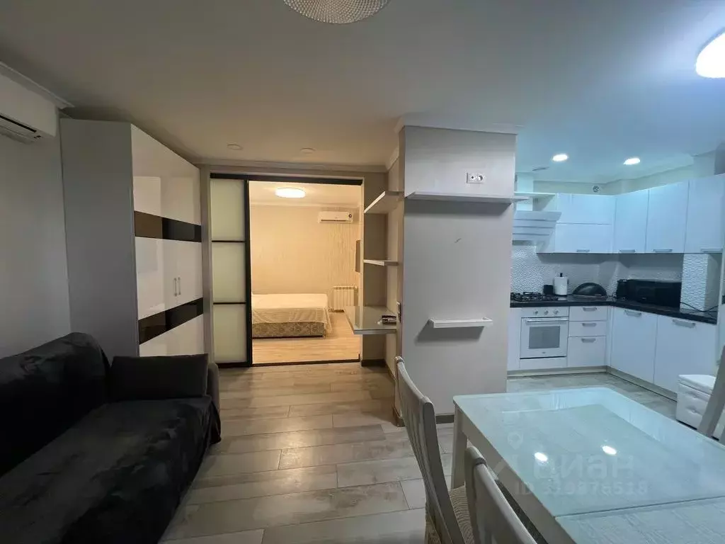 Студия Краснодарский край, Геленджик ул. Серафимовича, 14 (35.0 м) - Фото 1