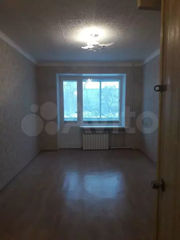 Комната 17 м в 5-к., 2/5 эт. - Фото 0