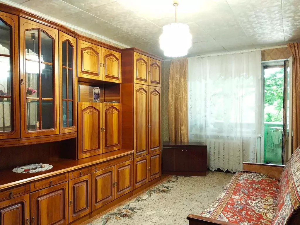 3-к кв. Волгоградская область, Волгоград Удмуртская ул., 91 (58.7 м) - Фото 0