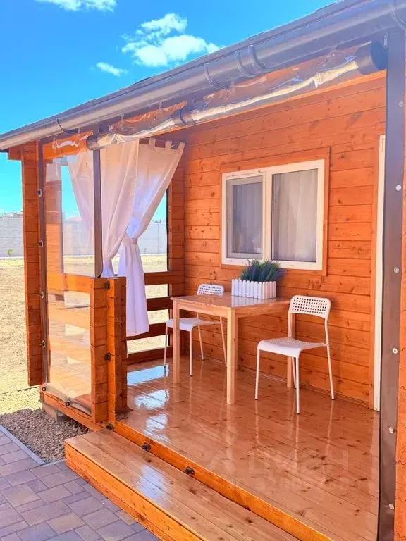 Дом в Крым, Сакский район, с. Уютное  (30 м) - Фото 1