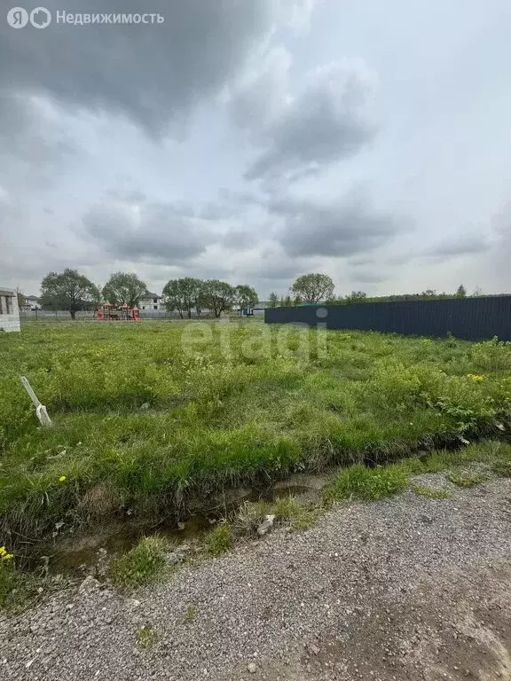 Участок в деревня Бережки, КП Бережки (630 м) - Фото 0