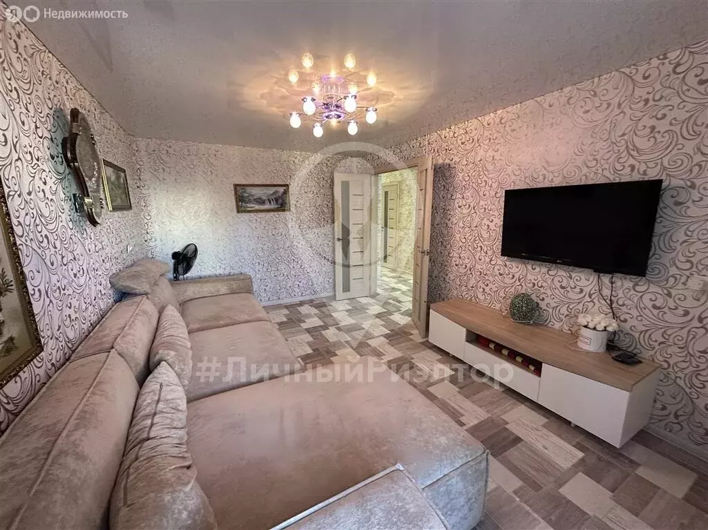 3-комнатная квартира: Новомичуринск, улица Строителей, 33А (60.4 м) - Фото 1