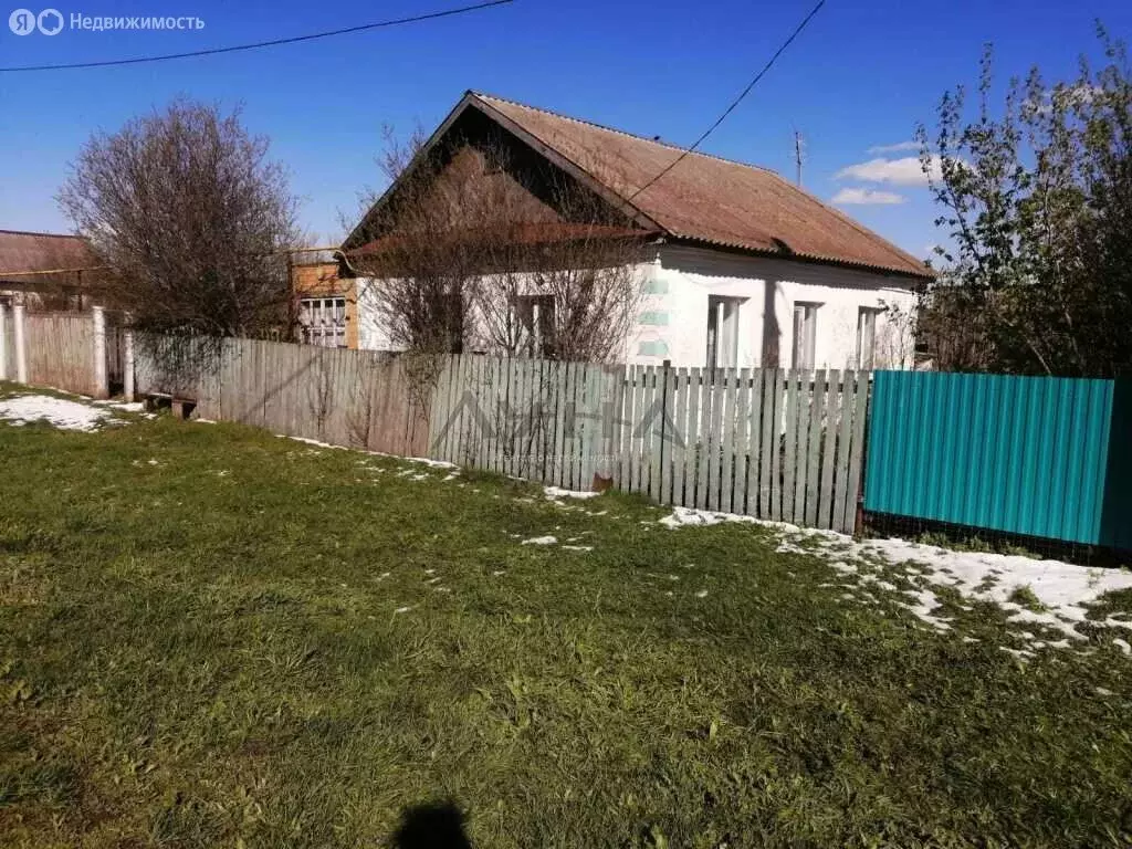 Дом в село Старое Байсарово, улица 1 Мая, 12 (46 м) - Фото 0