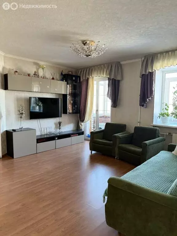 4-комнатная квартира: Санкт-Петербург, улица Чекистов, 22 (77.8 м) - Фото 2