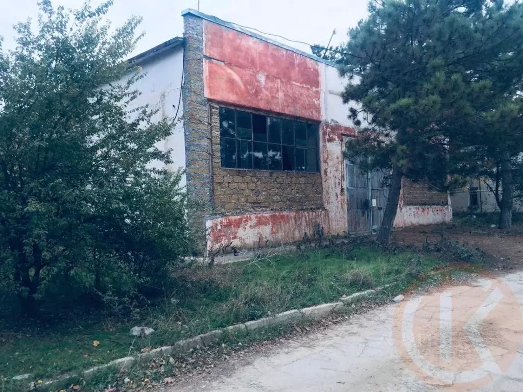 Помещение свободного назначения в Крым, Саки ш. Евпаторийское, 86 ... - Фото 1