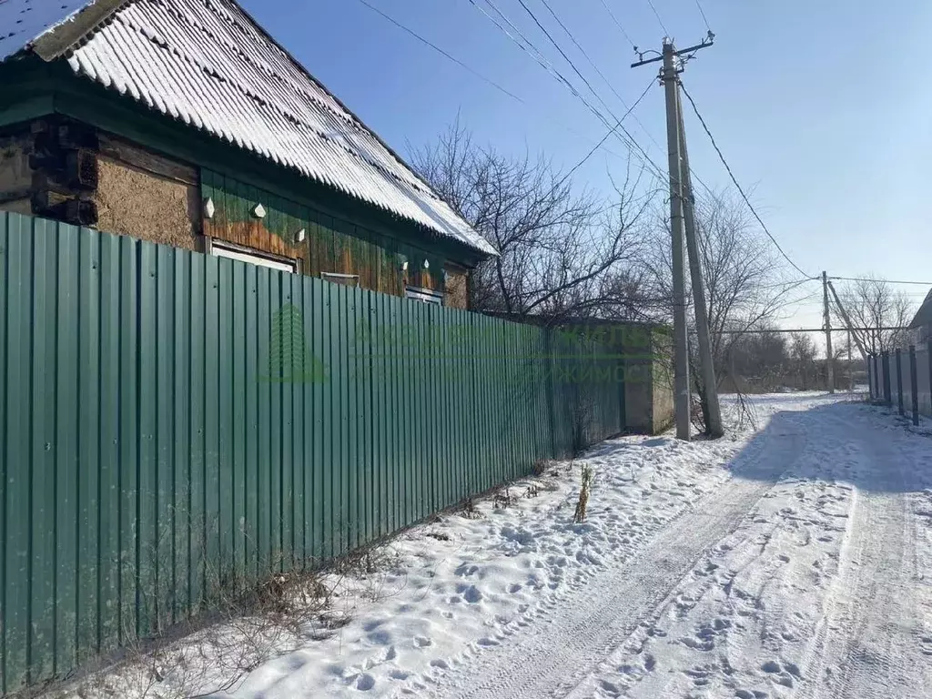 Дом в Саратовская область, Энгельс муниципальное образование, с. ... - Фото 0