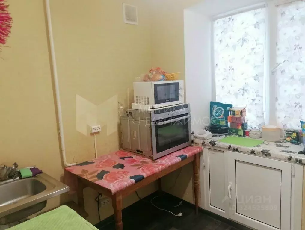 3-к кв. Тюменская область, Тюмень ул. Республики, 156 (56.0 м) - Фото 1