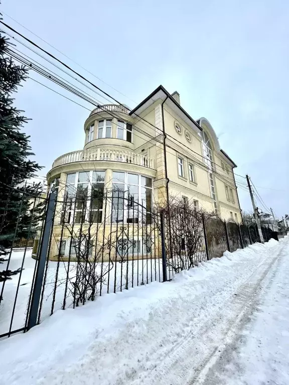 Дом в Московская область, Одинцовский городской округ, д. Немчиново ... - Фото 1