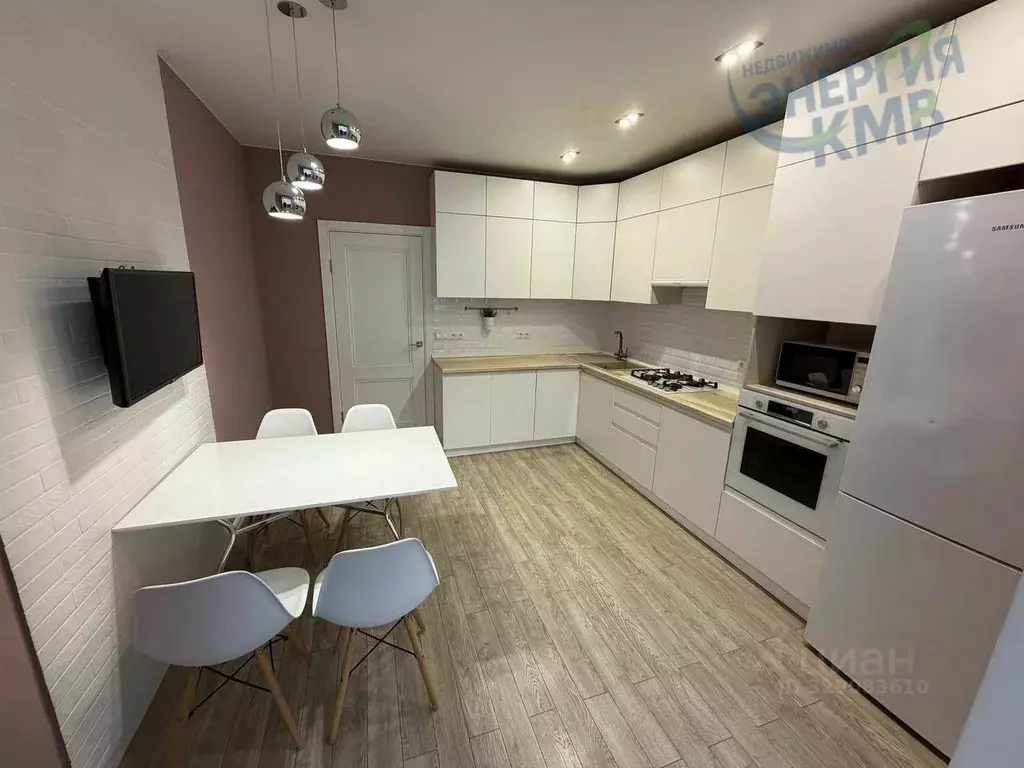 2-к кв. Ставропольский край, Пятигорск Оранжерейная ул., 17 (66.3 м) - Фото 2