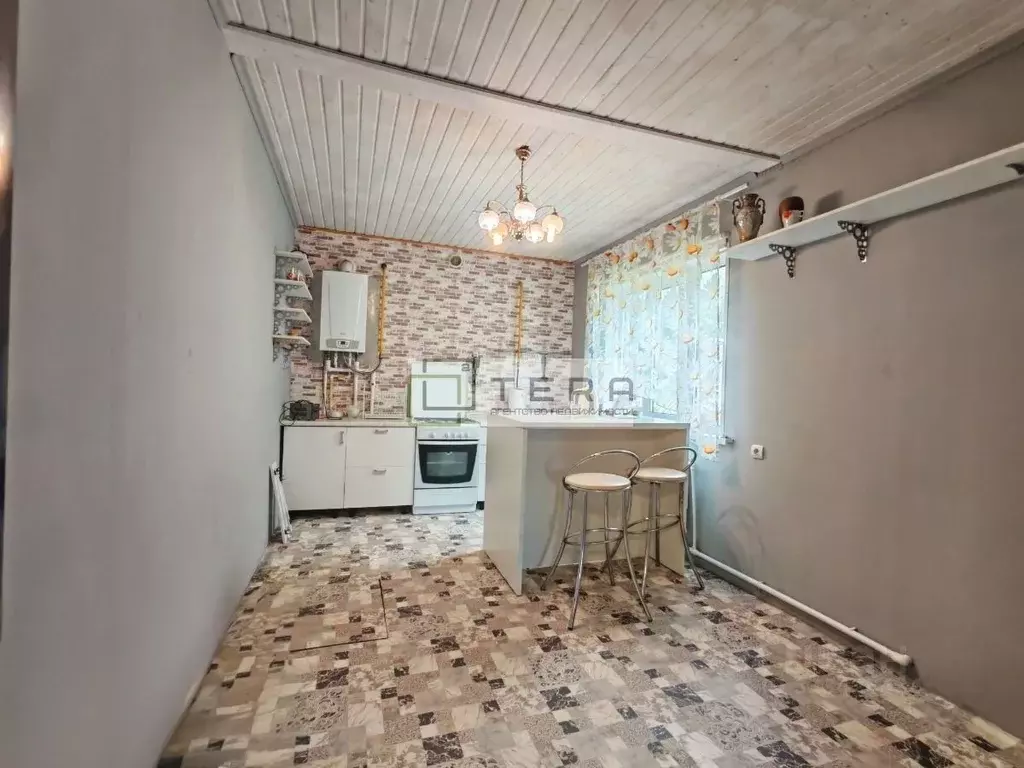 Дом в Башкортостан, с. Иглино ул. Вокзальная (100 м) - Фото 2
