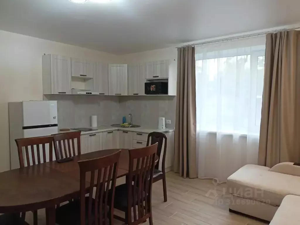 Дом в Карелия, Сортавала Выборгское ш., 47 (100 м) - Фото 0