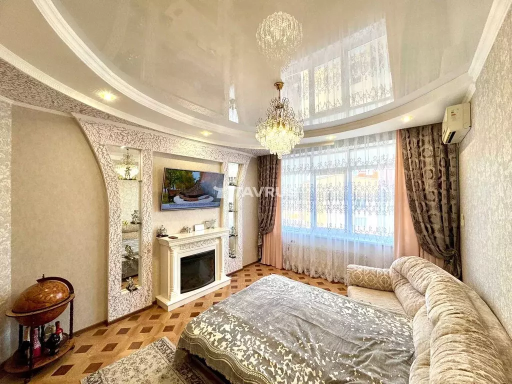 3-к кв. Крым, Симферополь ул. Дачная, 22 (92.0 м) - Фото 1