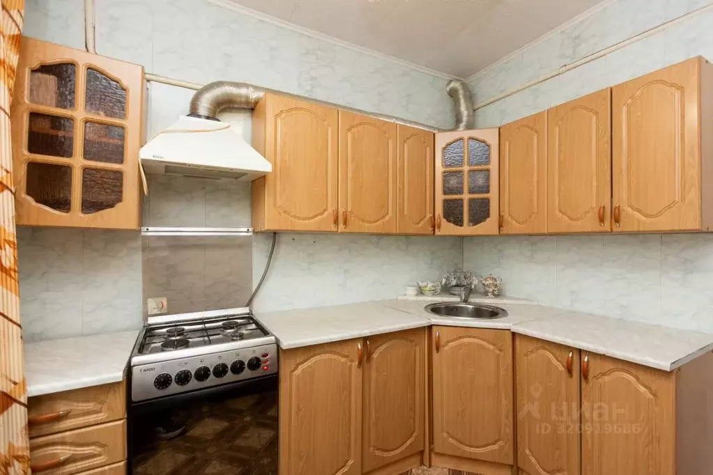 2-к кв. Оренбургская область, пос. Саракташ ул. Мира, 1 (47.2 м) - Фото 2