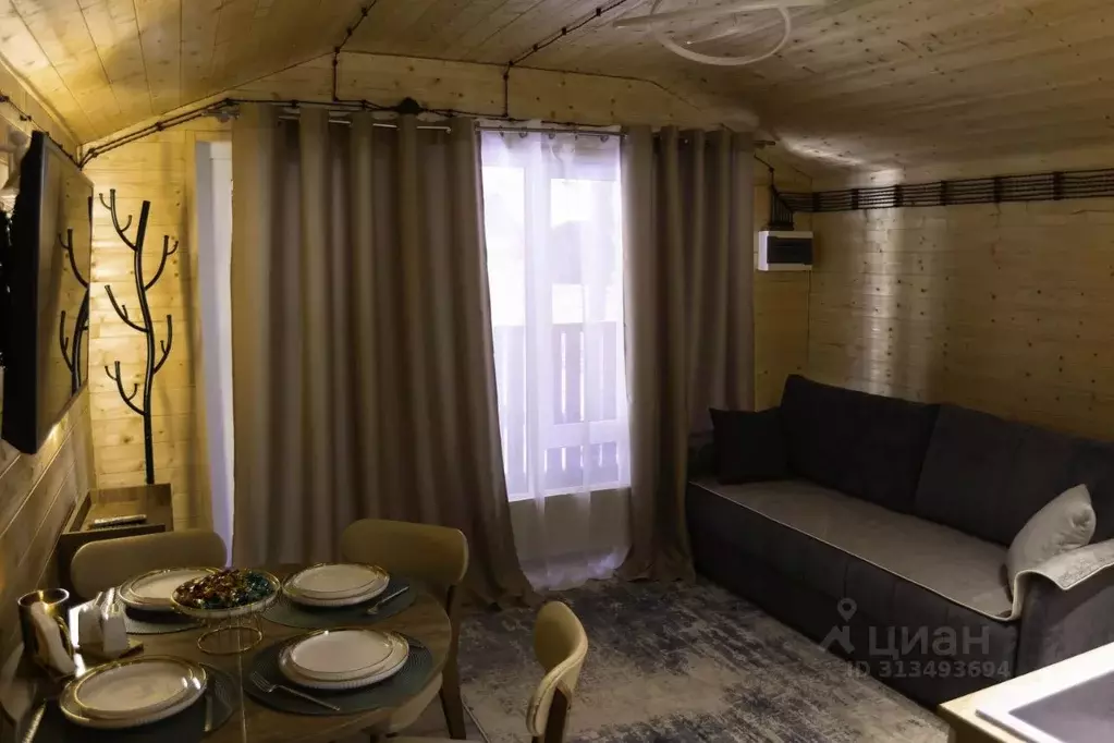 Дом в Кабардино-Балкария, Эльбрусский район, с. Терскол 23А (32 м) - Фото 1