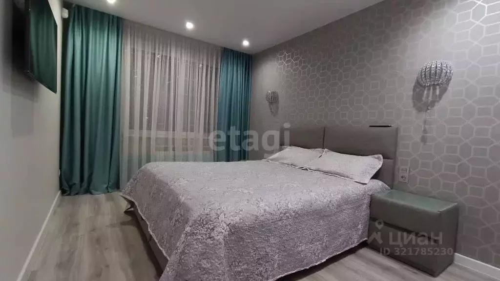 3-к кв. Ямало-Ненецкий АО, Новый Уренгой 2-й мкр, ул. ... - Фото 1