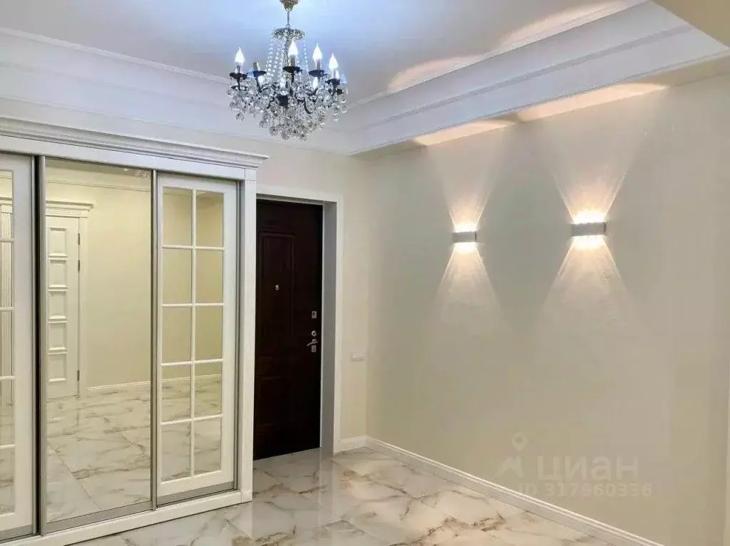 2-к кв. Дагестан, Каспийск ул. М. Халилова, 44 (100.0 м) - Фото 1