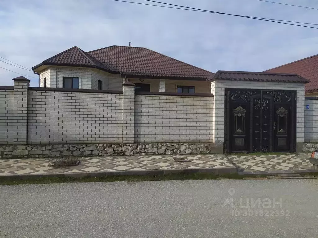 Дом в Дагестан, Карабудахкентский район, с. Зеленоморск ул. Дахадаева, ... - Фото 1