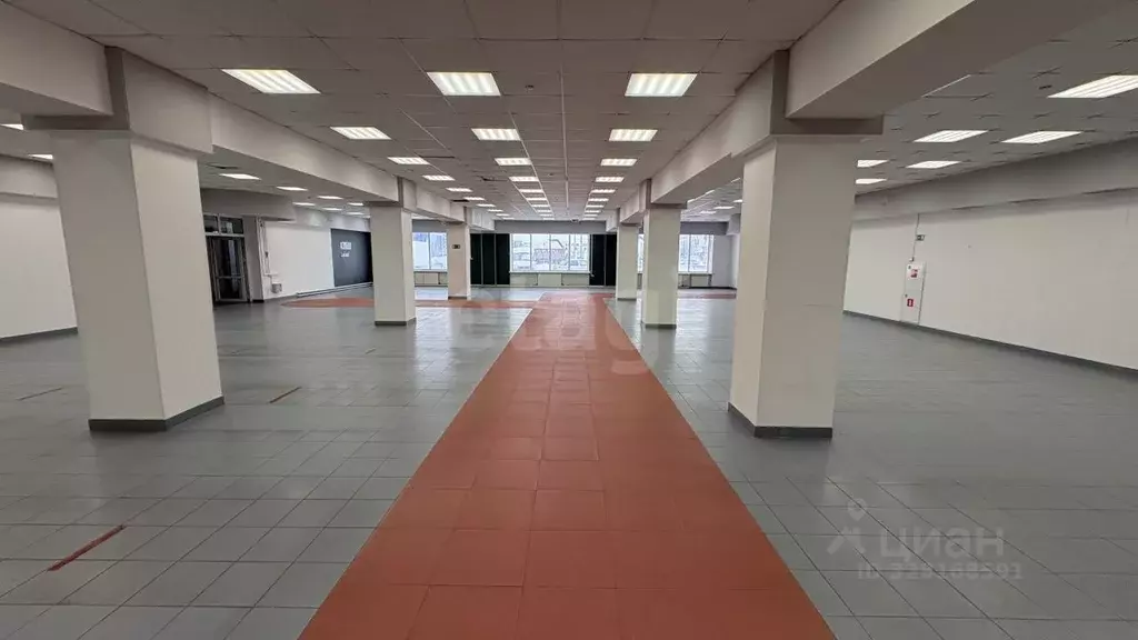 Помещение свободного назначения в Ямало-Ненецкий АО, Новый Уренгой ... - Фото 1