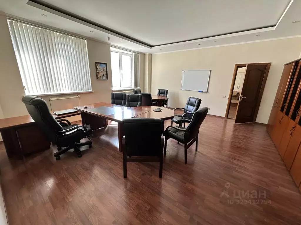 Офис в Самарская область, Тольятти ул. Маршала Жукова, 35 (100 м) - Фото 1