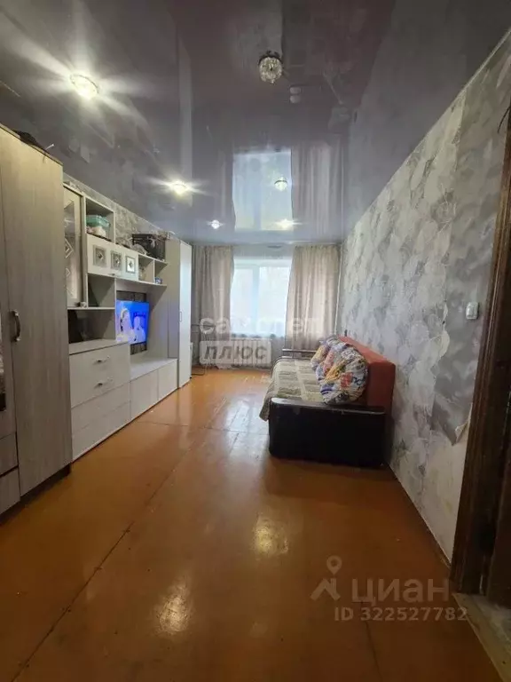 3-к кв. Свердловская область, Артемовский Лесная ул., 6А (66.4 м) - Фото 2