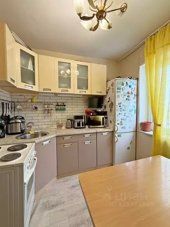 2-к кв. Омская область, Омск просп. Космический, 14Бк4 (52.6 м) - Фото 0