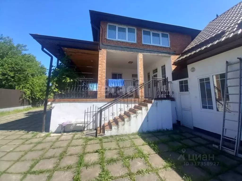 Дом в Ингушетия, Назрань Южная ул., 36в (265 м) - Фото 0