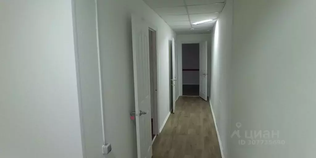 Офис в Саратовская область, Саратов ул. Имени П.И. Грибова, 3 (98 м) - Фото 1