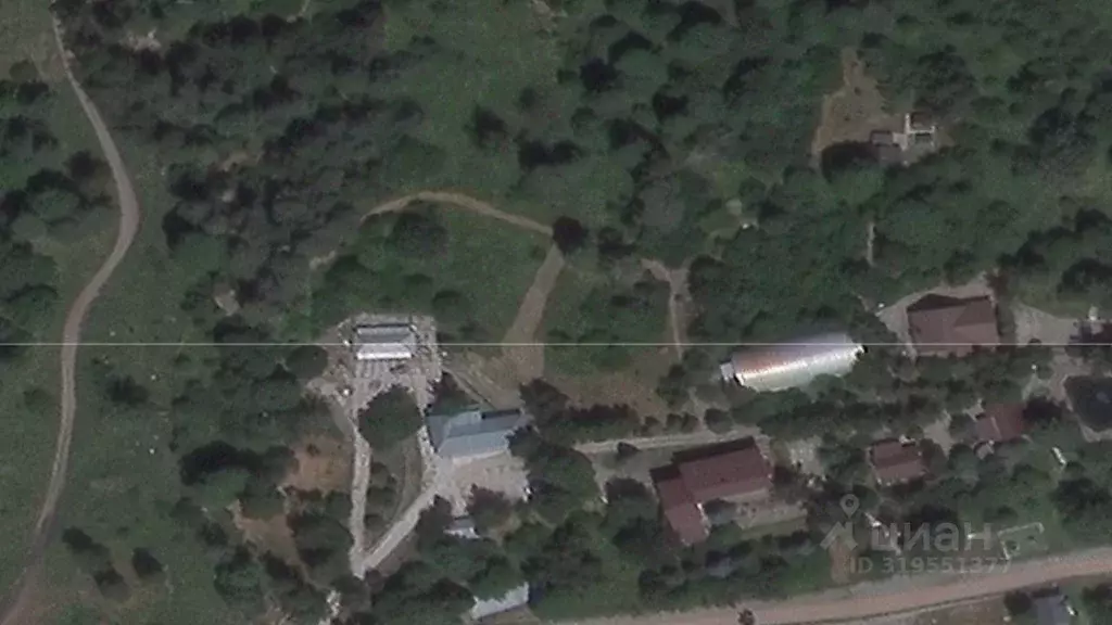 Дом в Карачаево-Черкесия, Зеленчукский район, с. Архыз 1 (1769 м) - Фото 1