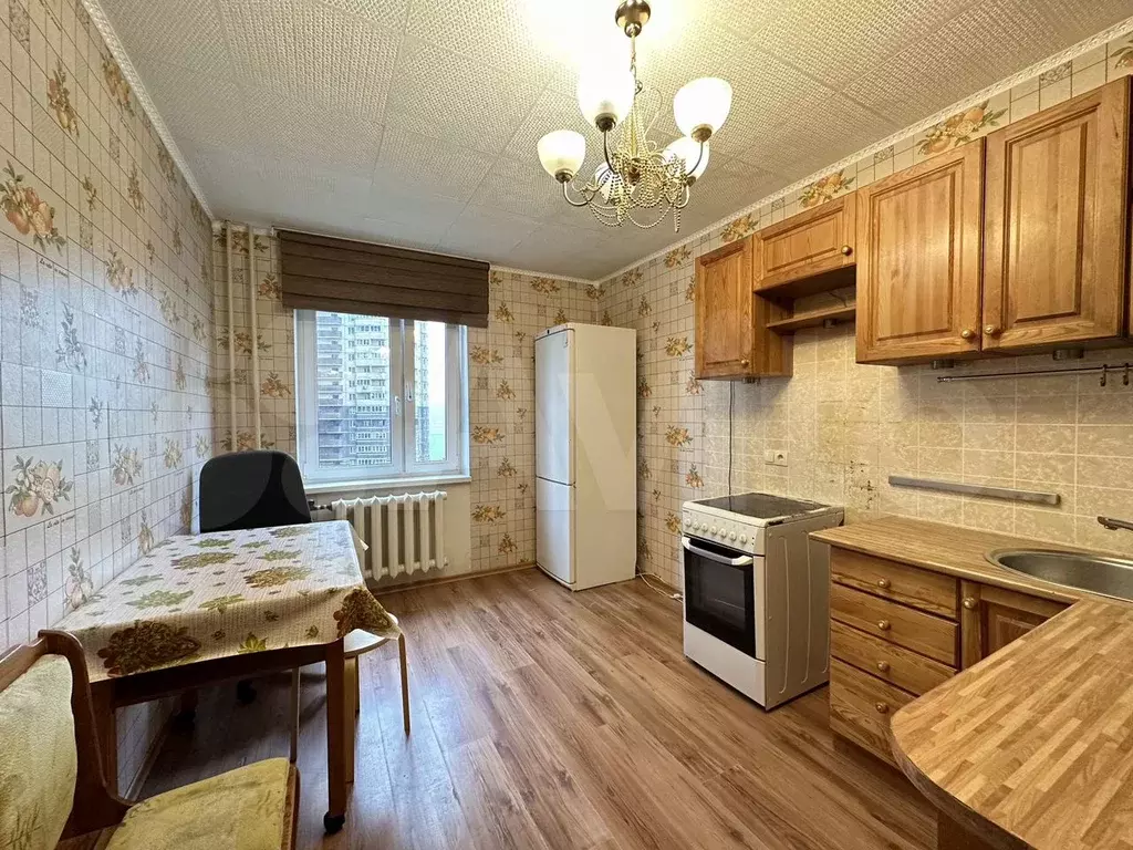 1-к. квартира, 40 м, 4/10 эт. - Фото 0