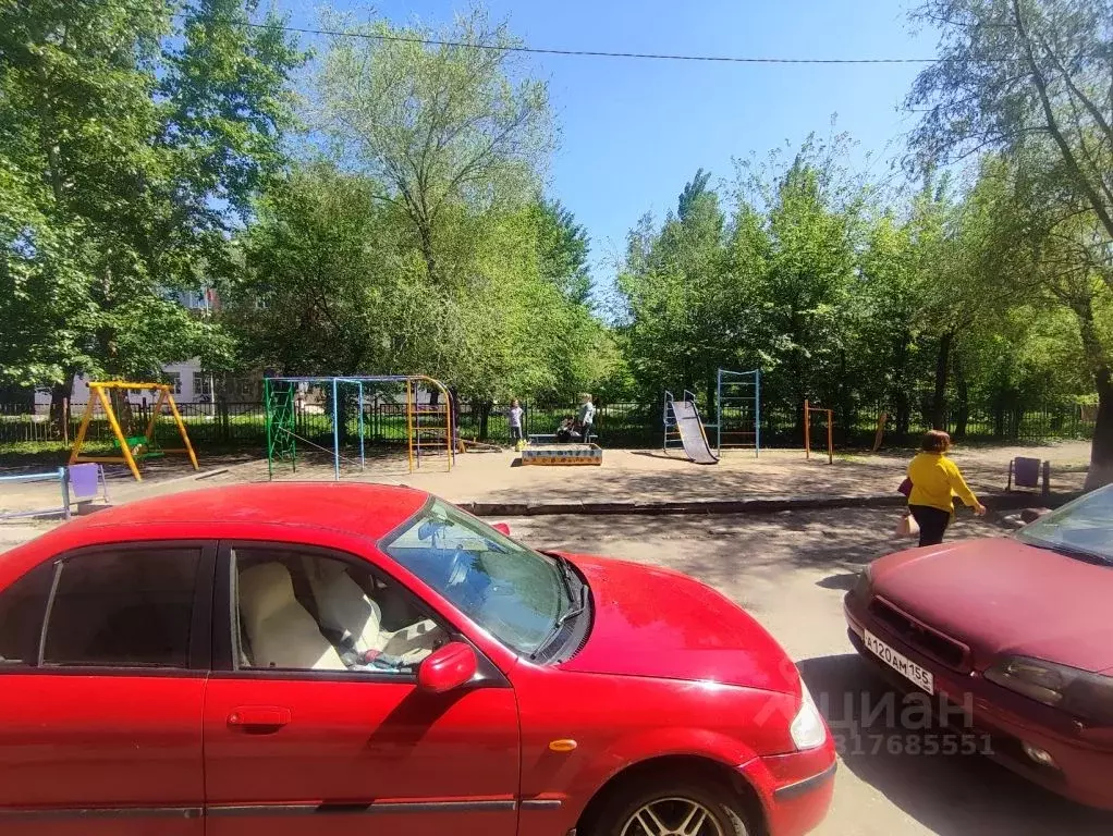 Комната Омская область, Омск ул. 4-я Транспортная, 54 (17.0 м) - Фото 1