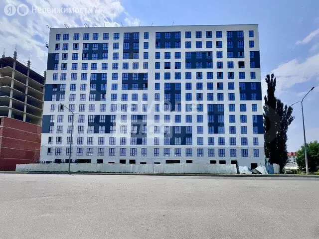 2-комнатная квартира: Нальчик, улица Толстого, 198 (80 м) - Фото 0