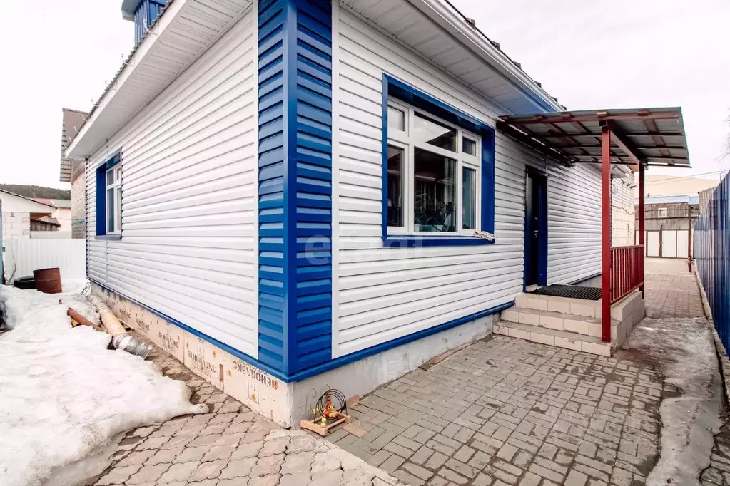 Дом в Ханты-Мансийский АО, Ханты-Мансийск ул. Ермака, 11 (321 м) - Фото 0
