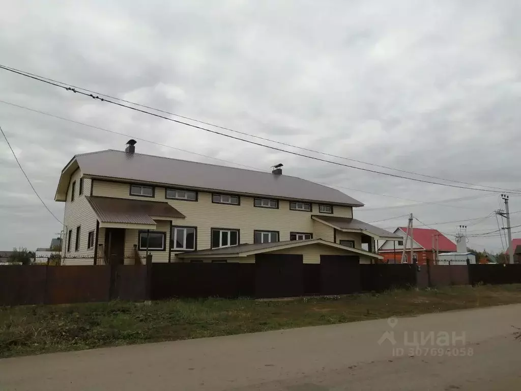 Таунхаус в Башкортостан, Уфимский район, с. Миловка ул. Дачная (199 м) - Фото 0