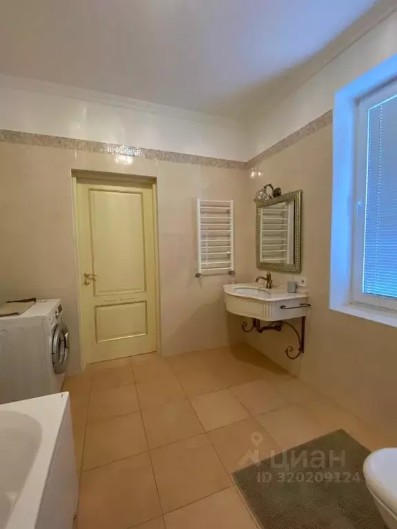 2-к кв. Крым, Ялта муниципальный округ, Ливадия пгт ул. Виноградная, ... - Фото 1