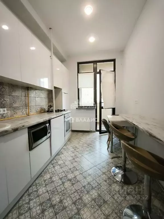 2-к кв. Крым, Керчь ул. Свердлова, 23А (60.0 м) - Фото 0