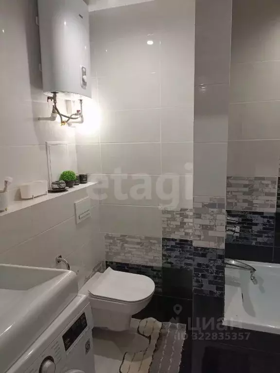 3-к кв. Челябинская область, Южноуральск ул. Победы, 22В (68.0 м) - Фото 1