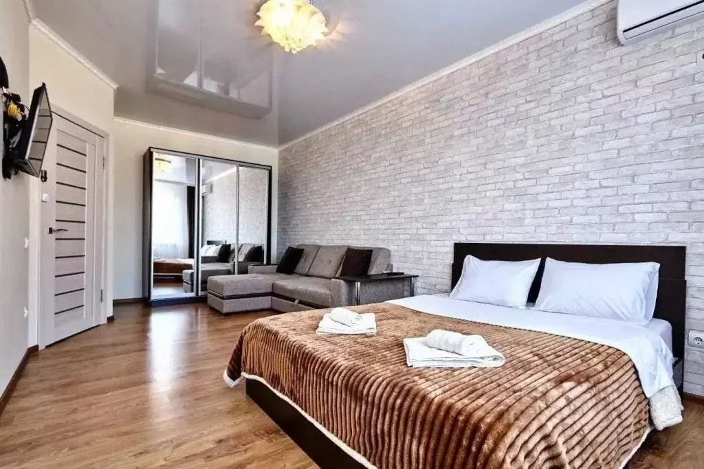 1-к кв. Краснодарский край, Краснодар ул. Имени Жлобы, 141 (42.0 м) - Фото 1