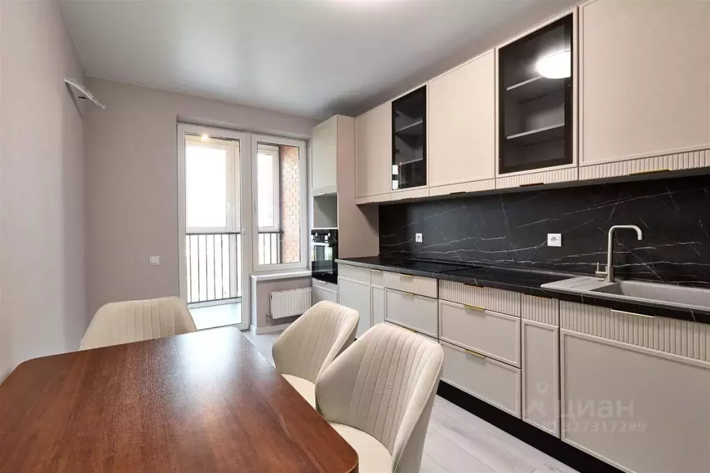 3-к кв. Краснодарский край, Краснодар ул. Имени Генерала Корнилова, ... - Фото 1