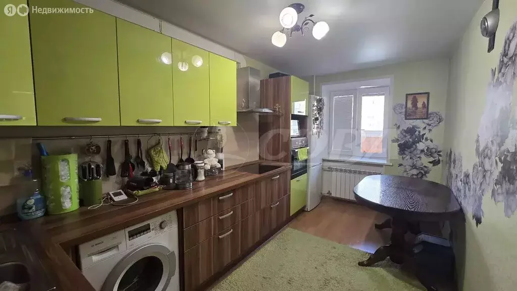 1-комнатная квартира: Тюмень, улица Избышева, 6 (55.8 м) - Фото 1
