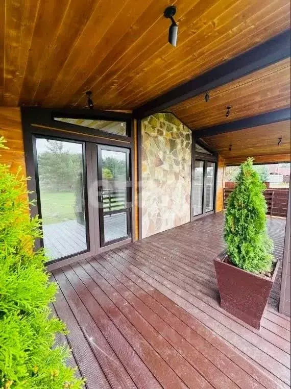 Дом в Калужская область, Дзержинский муниципальный округ, с. Дворцы ... - Фото 2