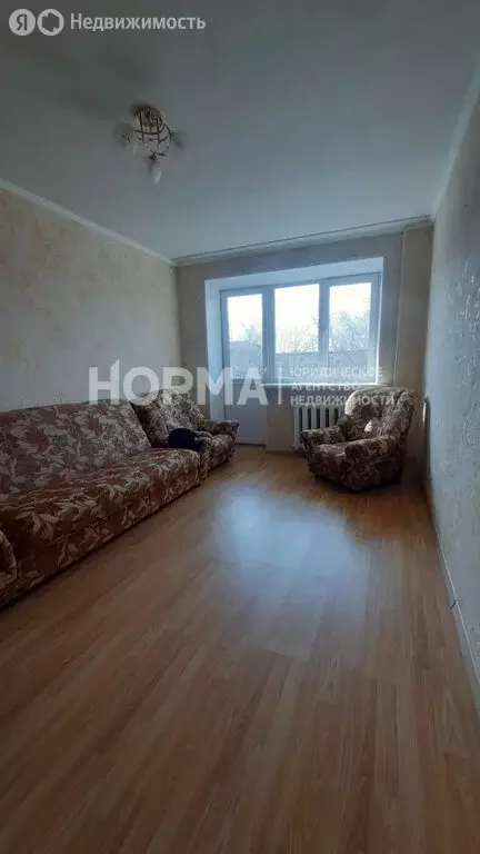2-комнатная квартира: Октябрьский, Комсомольская улица, 37 (40.5 м) - Фото 0