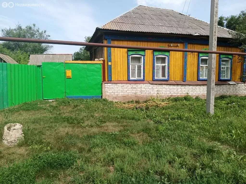 Дом в Зоркинское муниципальное образование, село Воротаевка, ... - Фото 1