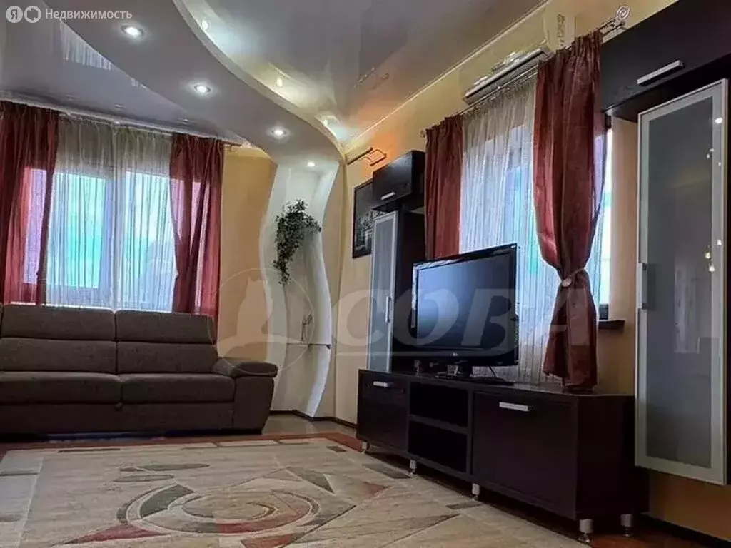 1-комнатная квартира: Тюмень, улица Максима Горького, 68 (55 м) - Фото 1