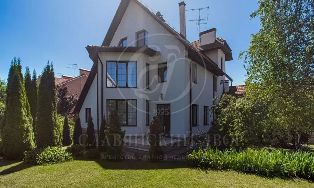 Коттедж в Московская область, Красногорск городской округ, с. ... - Фото 1