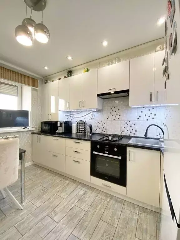 1-к кв. Татарстан, с. Высокая Гора ул. Совхозная, 33 (35.4 м) - Фото 1