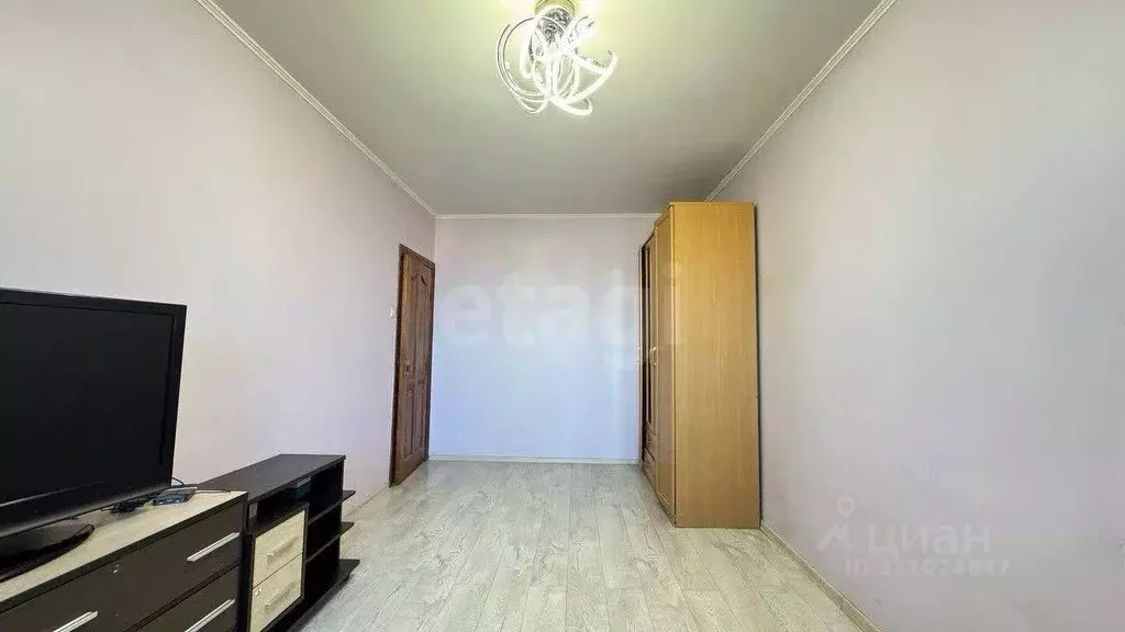 2-к кв. Приморский край, Владивосток ул. Нейбута, 81 (50.6 м) - Фото 0