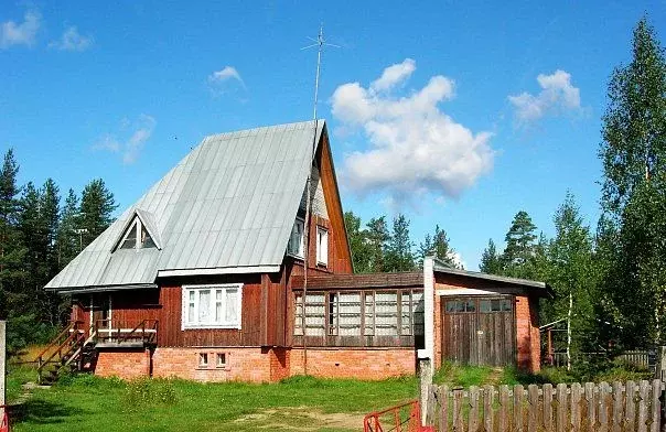 Дом в Карелия, Олонецкий район, Коверское с/пос, д. Сяндеба  (280 м) - Фото 0