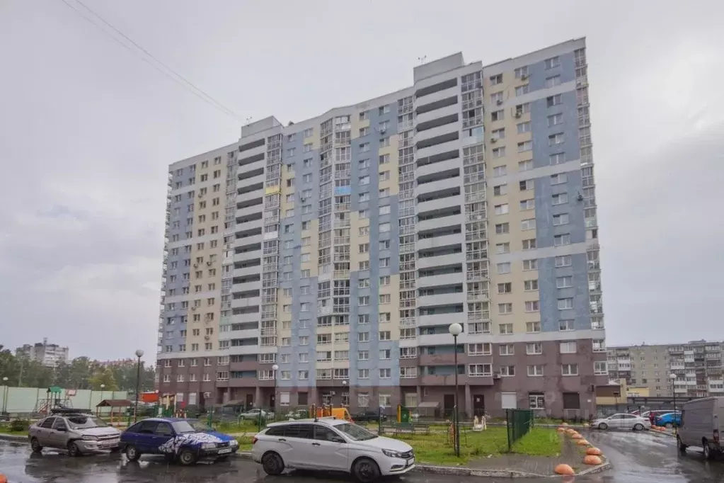 1-к кв. Свердловская область, Екатеринбург ул. Дружининская, 5А (39.0 ... - Фото 1